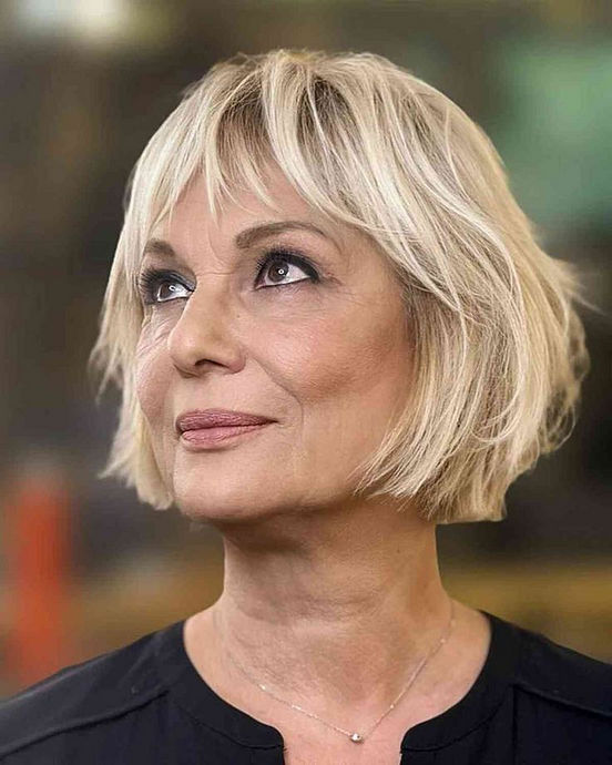stylish short haircuts for older women